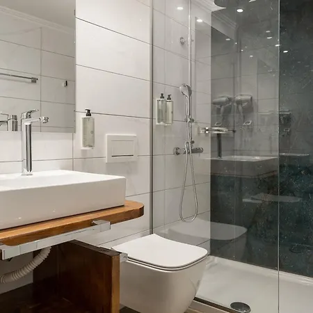 Captain's Seafront 奈德里